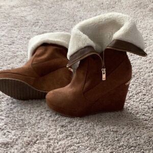 Juicy Couture lined boots. 7.5. Brown suede.  Wedge heel.